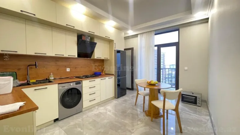Satılır 2 otaqlı Mənzil Yeni tikili 82 m² 7-ci mikrorayon - şəkil 10