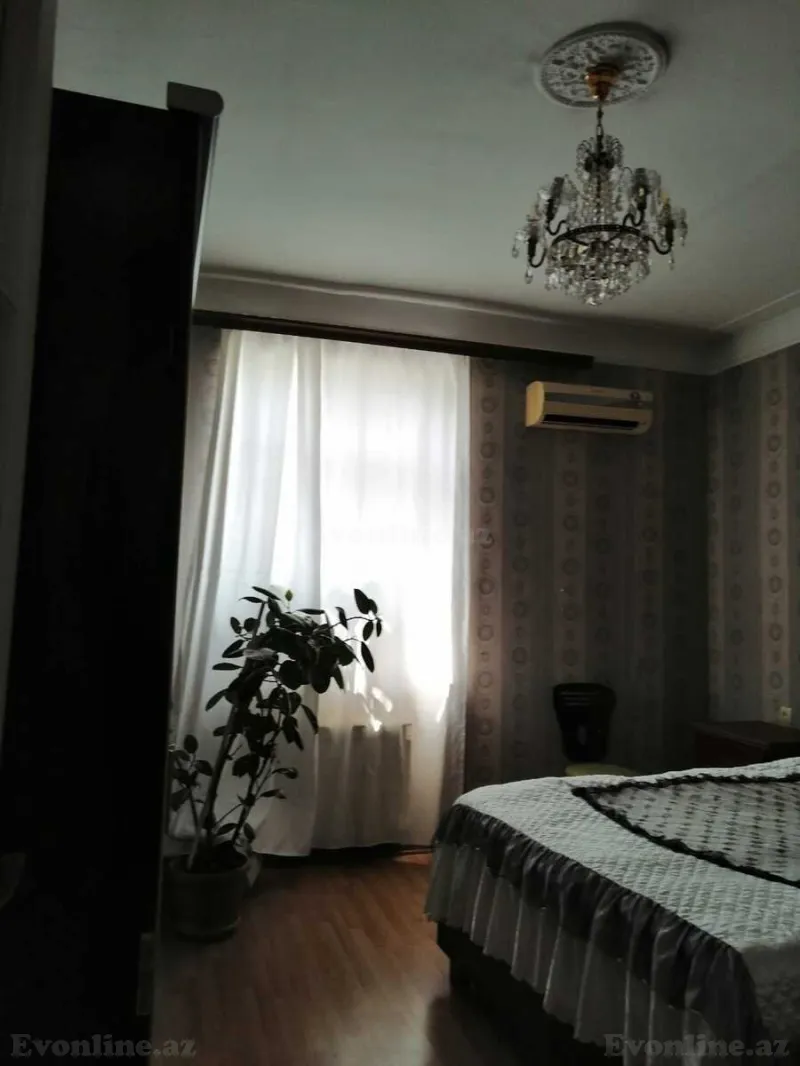 Satılır 2 otaqlı Mənzil Köhnə tikili 56.7 m² Koroğlu m. - şəkil 5