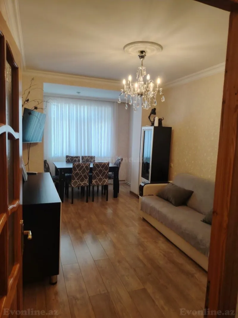 Satılır 2 otaqlı Mənzil Köhnə tikili 57 m² Xırdalan