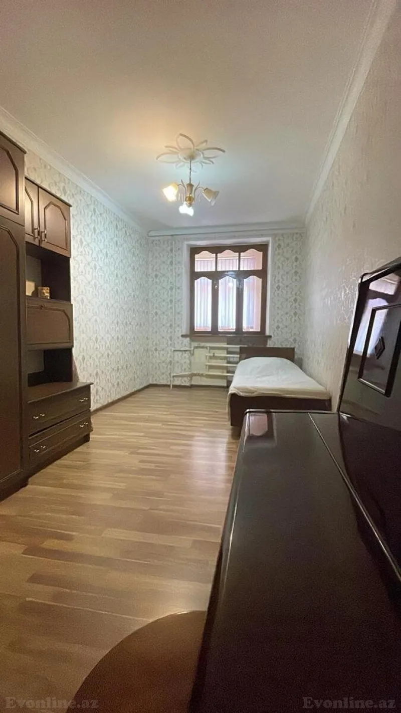 Kirayə verilir 3 otaqlı Mənzil Köhnə tikili 80 m² Yasamal - şəkil 11