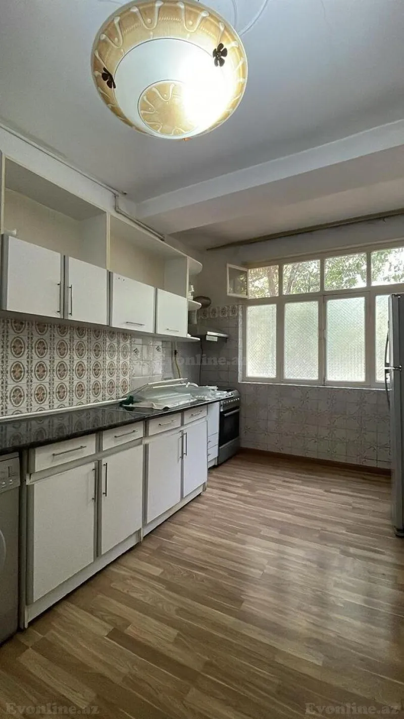 Kirayə verilir 3 otaqlı Mənzil Köhnə tikili 80 m² Yasamal - şəkil 12
