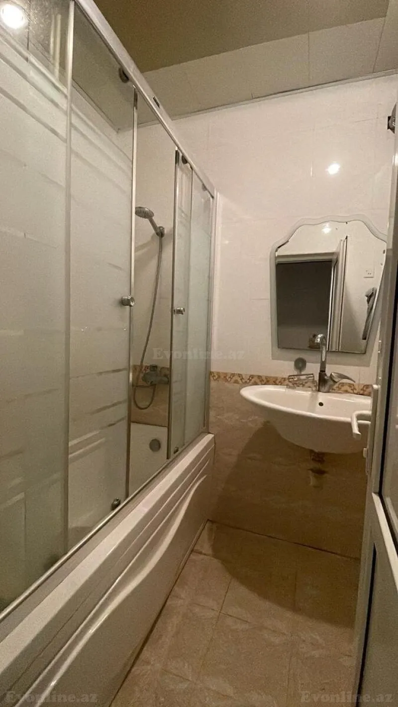 Kirayə verilir 3 otaqlı Mənzil Köhnə tikili 80 m² Yasamal - şəkil 16