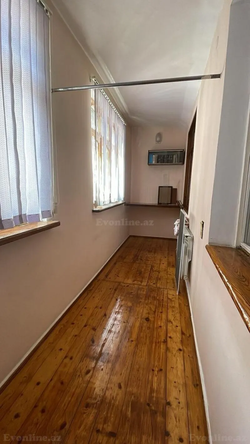 Kirayə verilir 3 otaqlı Mənzil Köhnə tikili 80 m² Yasamal - şəkil 19