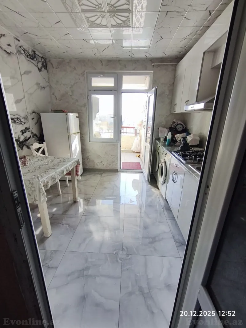 Satılır 5 otaqlı Mənzil Köhnə tikili 110 m² Sabunçu r.