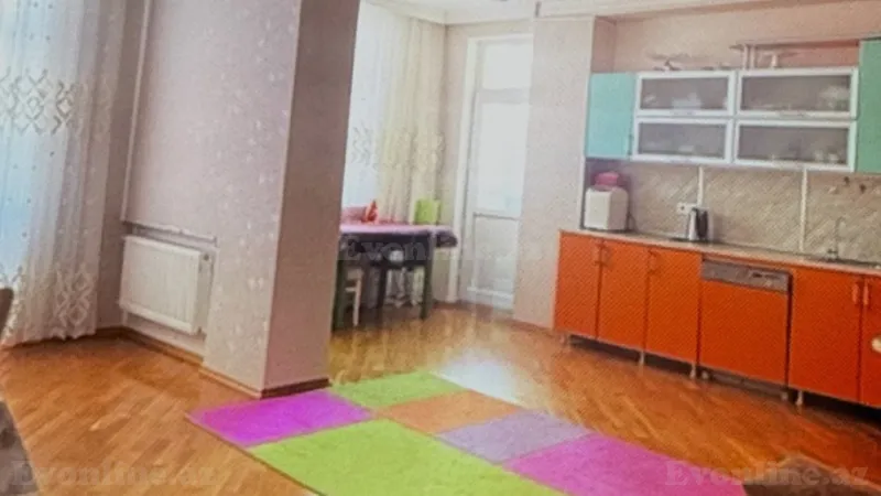 Satılır 4 otaqlı Mənzil Köhnə tikili 175 m² Binəqədi - şəkil 9