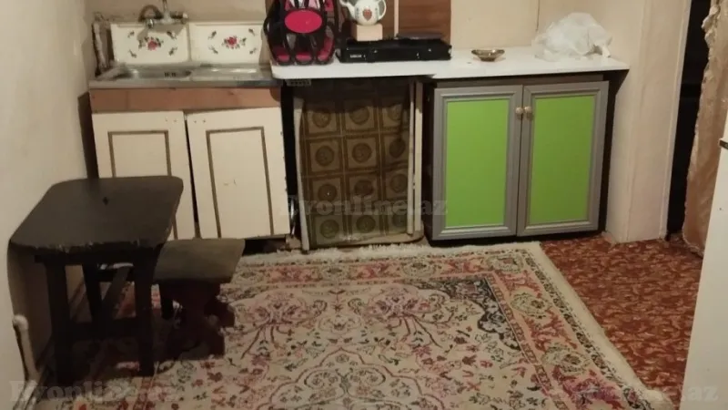 Kirayə verilir 1 otaqlı Mənzil Köhnə tikili 40 m² Sabunçu r.
