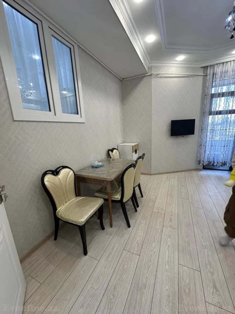 Kirayə verilir 2 otaqlı Mənzil Yeni tikili 45 m² Xırdalan