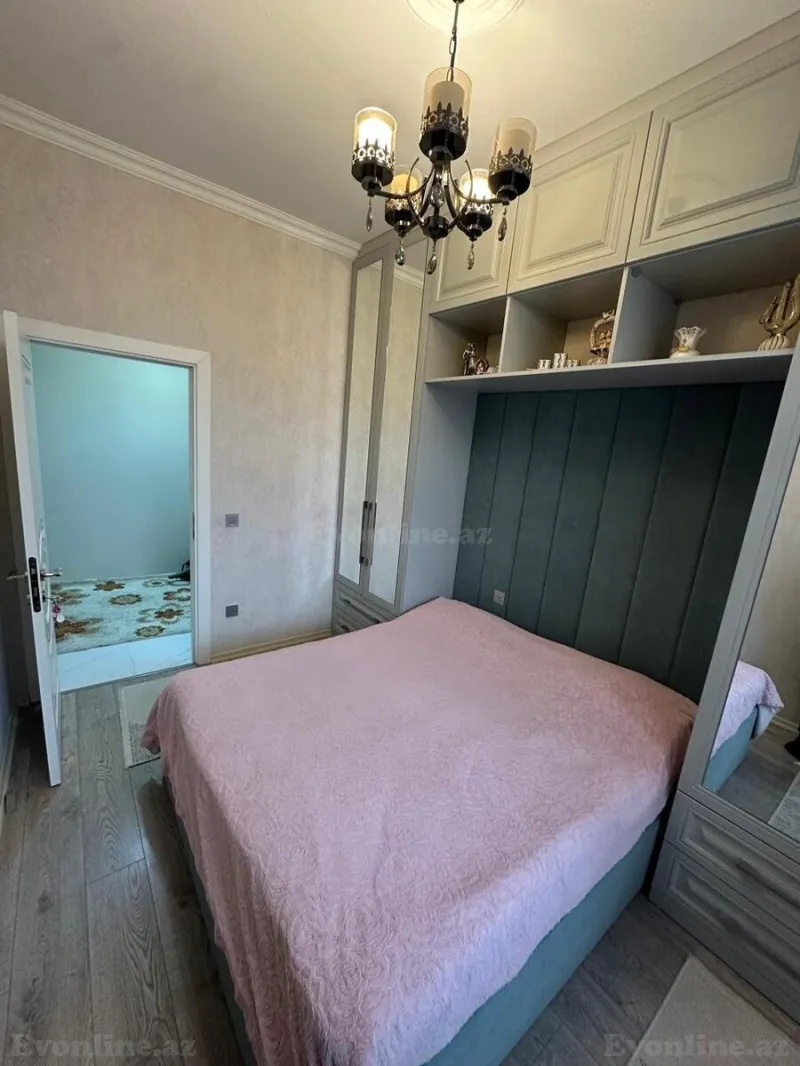 Satılır 2 otaqlı Mənzil Yeni tikili 70 m² Massiv V - şəkil 2