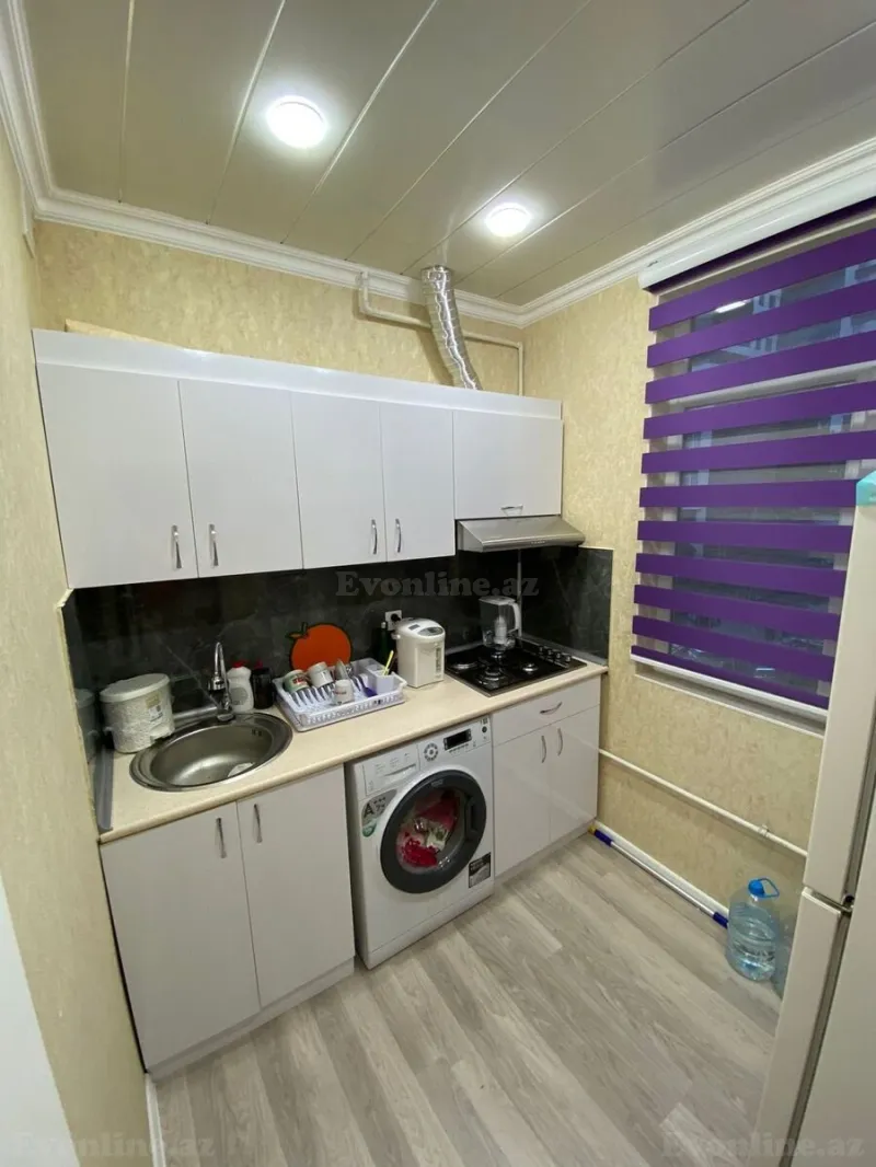Satılır 3 otaqlı Mənzil Köhnə tikili 70 m² 4-cü mikrorayon - şəkil 2