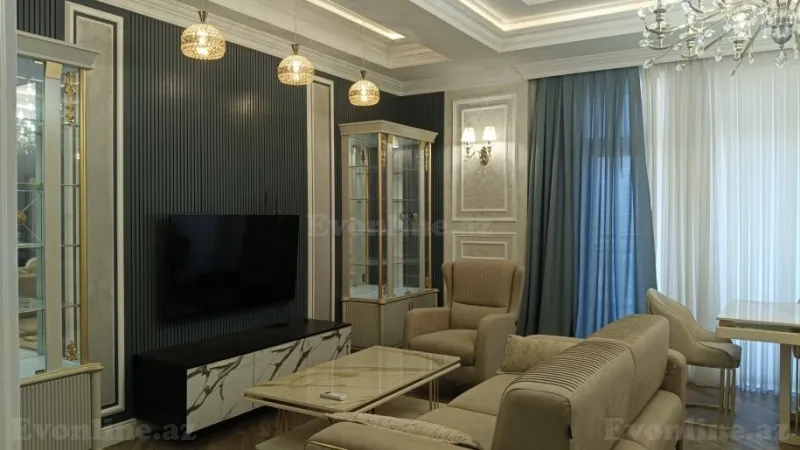 3 otaqlı Mənzil 120 m² Xətai r. Satılır
