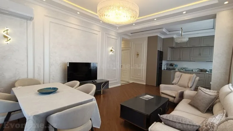 3 otaqlı Mənzil 120 m² Xətai r. Satılır