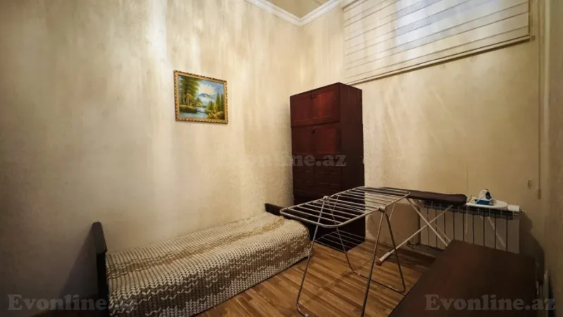 Satılır 3 otaqlı Mənzil Köhnə tikili 65 m² Sahil m. - şəkil 8