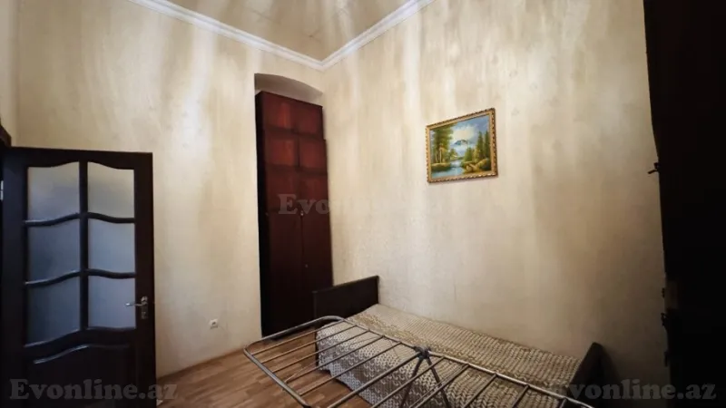 Satılır 3 otaqlı Mənzil Köhnə tikili 65 m² Sahil m. - şəkil 10