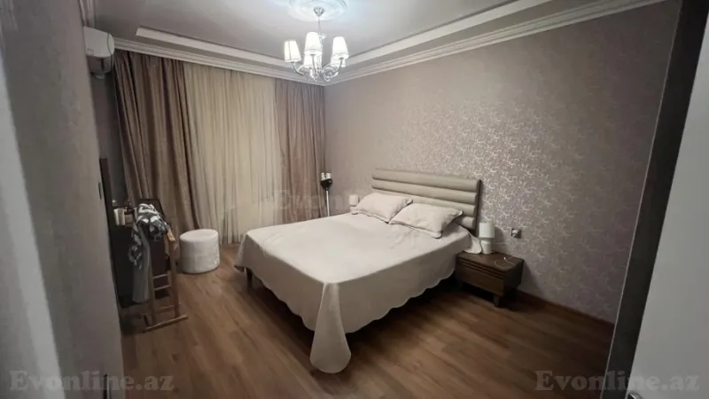 Satılır 4 otaqlı Mənzil Köhnə tikili 105 m² Xırdalan - şəkil 2