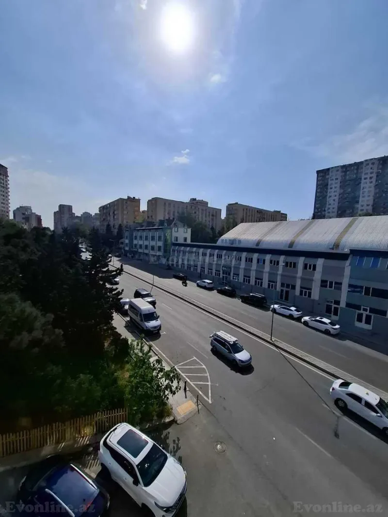 Satılır 2 otaqlı Mənzil Köhnə tikili 55 m² 9-cu mikrorayon - şəkil 8