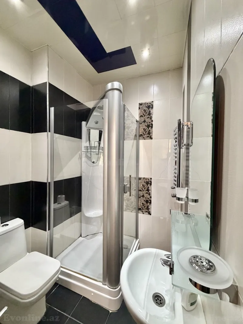 Satılır 3 otaqlı Mənzil Yeni tikili 132 m² Nizami m. - şəkil 12