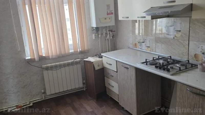 Satılır 3 otaqlı Mənzil Köhnə tikili 80 m² Sumqayıt