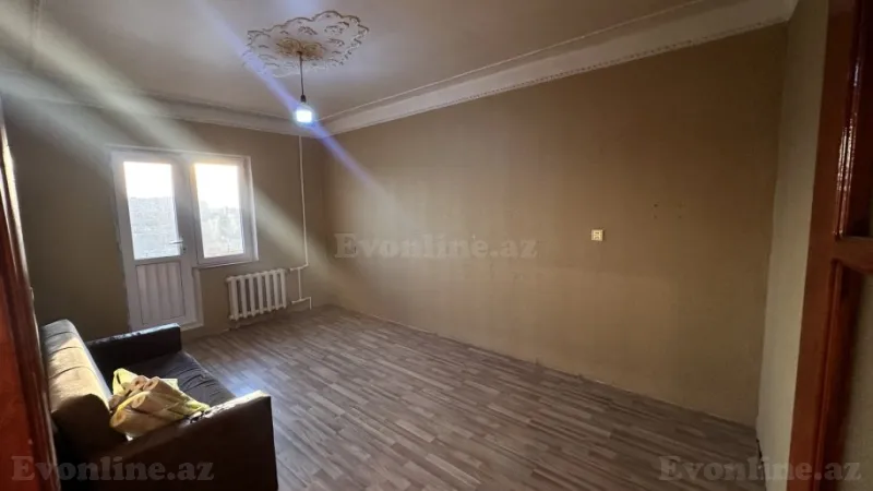 Satılır 2 otaqlı Mənzil Köhnə tikili 60 m² Suraxanı r. - şəkil 2