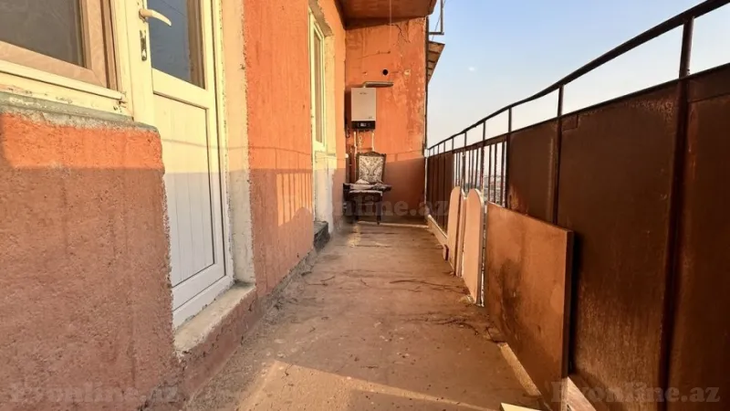 Satılır 2 otaqlı Mənzil Köhnə tikili 60 m² Suraxanı r. - şəkil 4