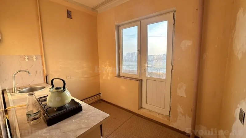 Satılır 2 otaqlı Mənzil Köhnə tikili 60 m² Suraxanı r. - şəkil 7