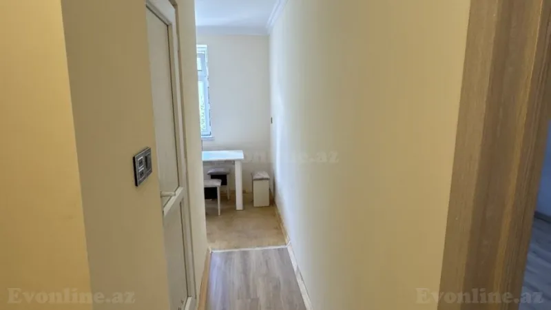 Satılır 1 otaqlı Mənzil Köhnə tikili 32 m² Neftçilər m. - şəkil 4