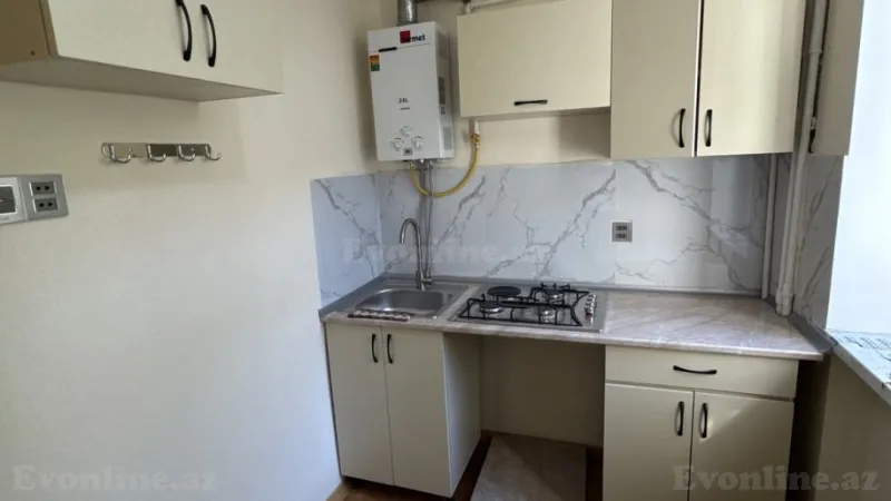 Satılır 1 otaqlı Mənzil Köhnə tikili 32 m² Neftçilər m. - şəkil 6