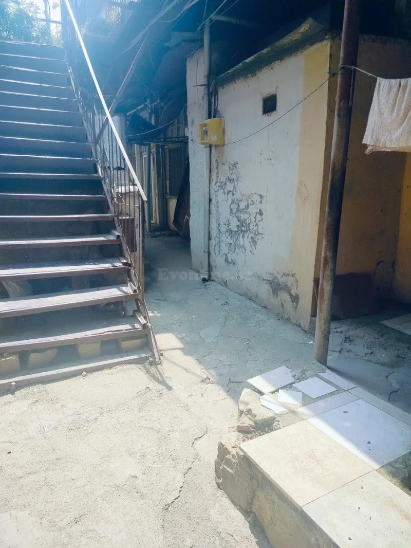 Satılır 1 otaqlı Mənzil Köhnə tikili 28.7 m² Nərimanov r. - şəkil 2