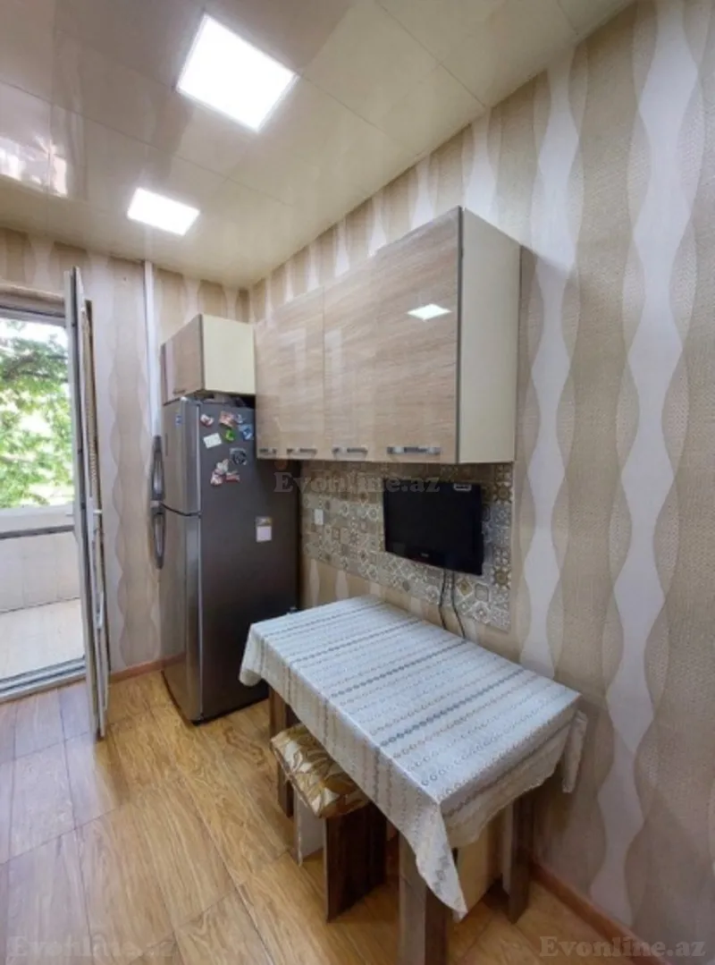 Satılır 3 otaqlı Mənzil Köhnə tikili 90 m² Bayıl - şəkil 14