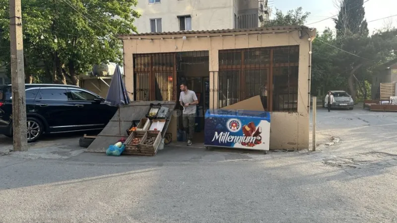 Obyekt 26 m² Xalqlar Dostluğu m. Satılır