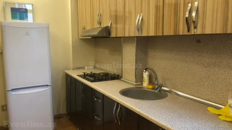 Satılır 2 otaqlı Mənzil Köhnə tikili 90 m² Elmlər Akademiyası m. - şəkil 18