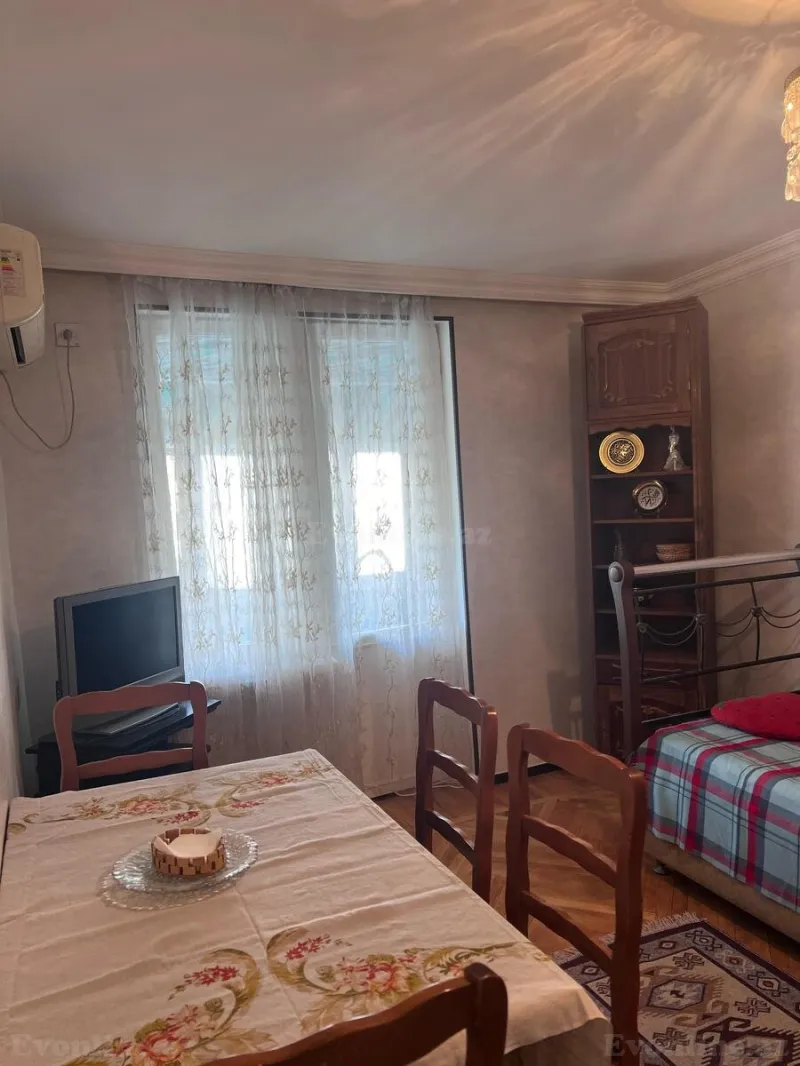 Kirayə verilir 1 otaqlı Mənzil Köhnə tikili 40 m² Yasamal - şəkil 3