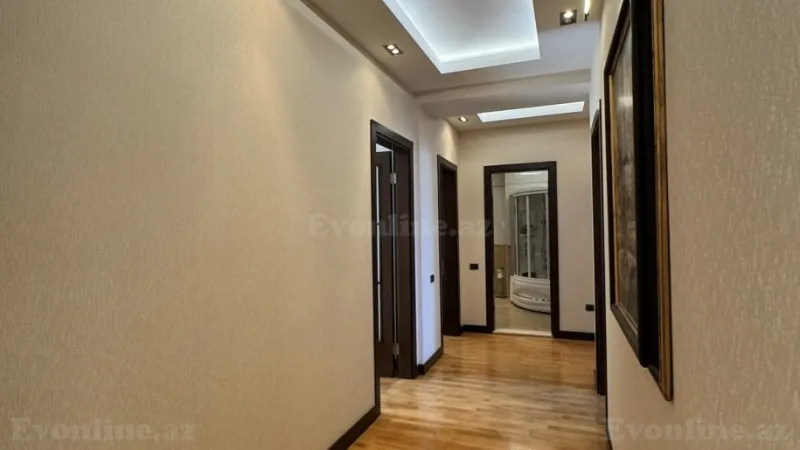 Satılır 4 otaqlı Mənzil Yeni tikili 222 m² Elmlər Akademiyası m. - şəkil 4