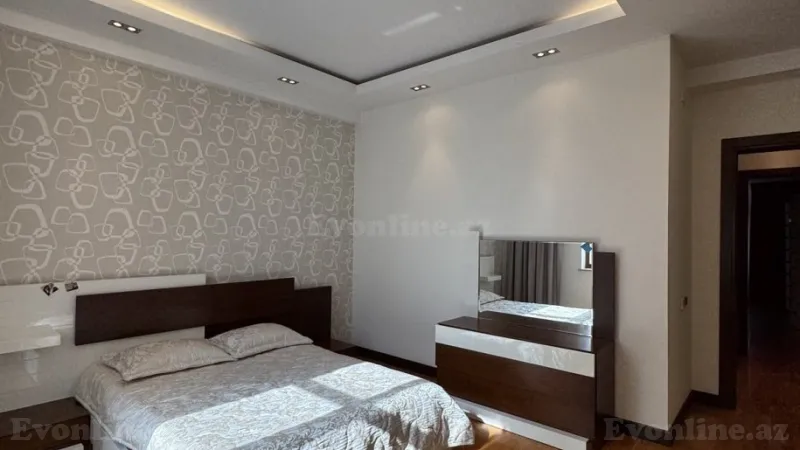 Satılır 4 otaqlı Mənzil Yeni tikili 222 m² Elmlər Akademiyası m. - şəkil 11