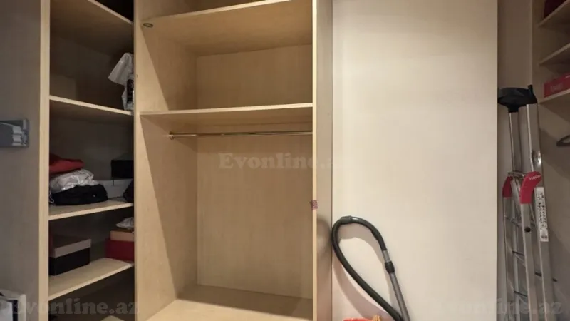 Satılır 4 otaqlı Mənzil Yeni tikili 222 m² Elmlər Akademiyası m. - şəkil 15