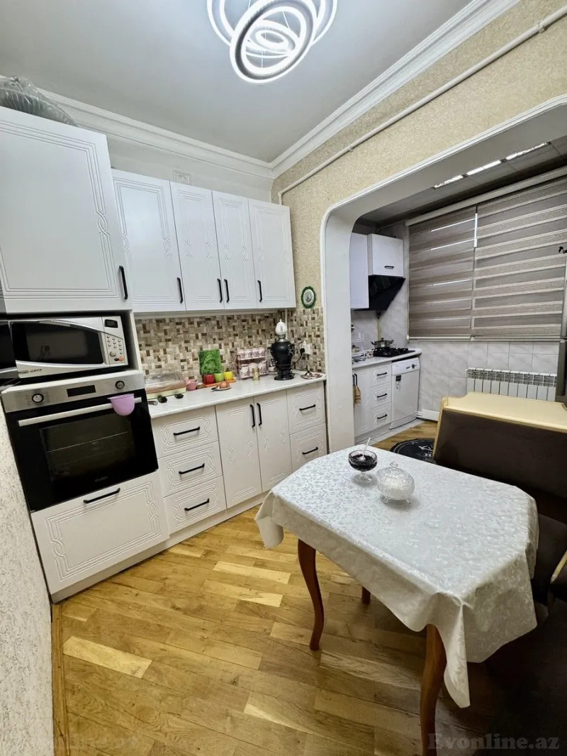 3 otaqlı Mənzil 85 m² Yeni Yasamal Satılır