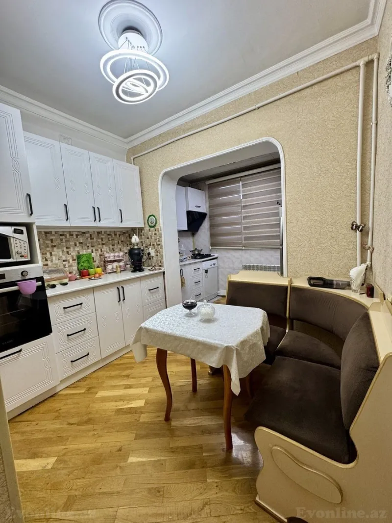 Satılır 3 otaqlı Mənzil Köhnə tikili 85 m² Yeni Yasamal - şəkil 12