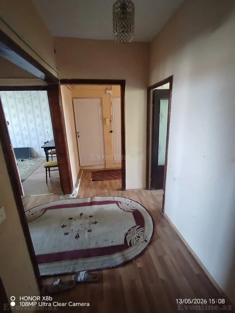 3 otaqlı Mənzil 80 m² 9-cu mikrorayon Kirayə verilir