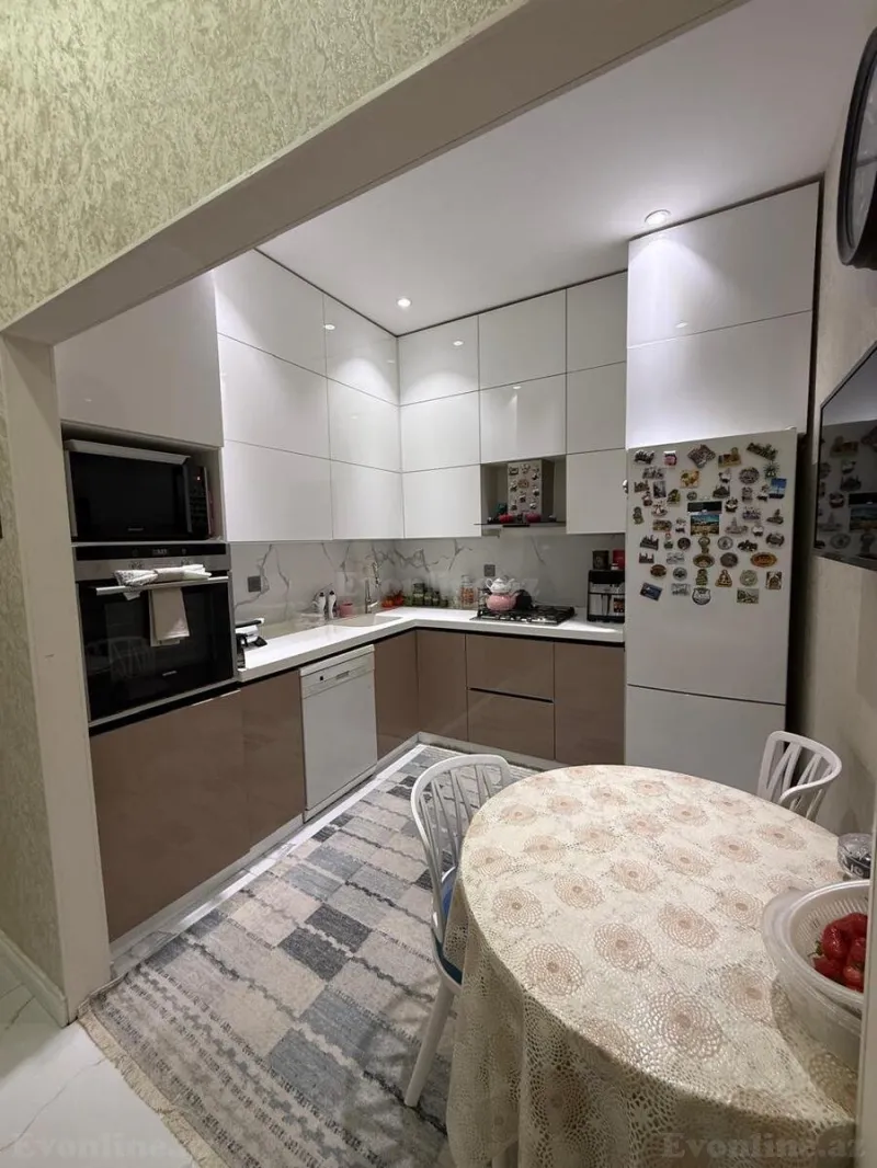 Satılır 2 otaqlı Mənzil Yeni tikili 65 m² Gənclik m. - şəkil 5