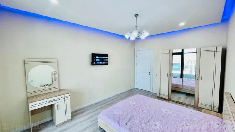 Kirayə verilir 2 otaqlı Mənzil Yeni tikili 110 m² 8 Noyabr m. - şəkil 13
