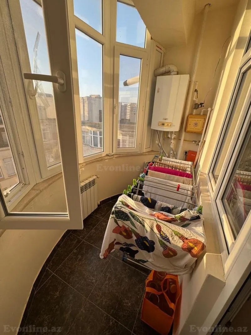 Satılır 2 otaqlı Mənzil Yeni tikili 72 m² Memar Əcəmi m. - şəkil 18