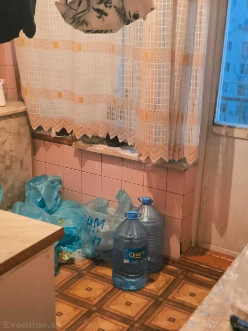 Satılır 3 otaqlı Mənzil Köhnə tikili 80 m² Əhmədli - şəkil 6