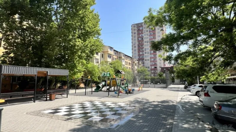 Satılır 2 otaqlı Mənzil Köhnə tikili 55 m² 6-cı mikrorayon - şəkil 2