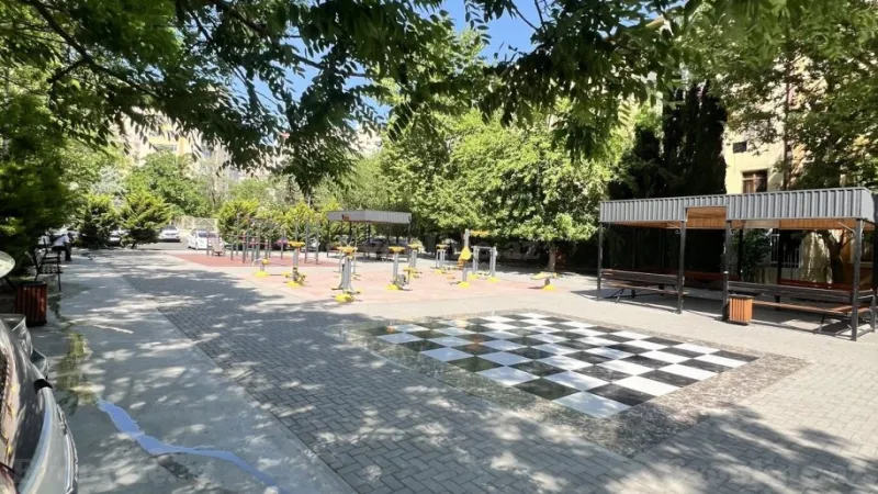 Satılır 2 otaqlı Mənzil Köhnə tikili 55 m² 6-cı mikrorayon - şəkil 3