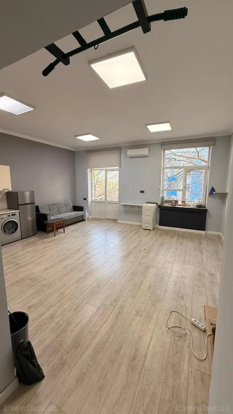 Satılır Obyekt 45 m² Elmlər Akademiyası m. - şəkil 3