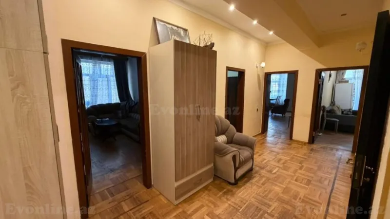 Satılır 4 otaqlı Mənzil Yeni tikili 141 m² İçərişəhər m. - şəkil 4