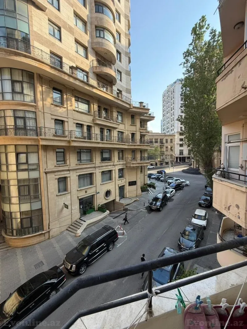 Satılır 4 otaqlı Mənzil Yeni tikili 141 m² İçərişəhər m. - şəkil 9