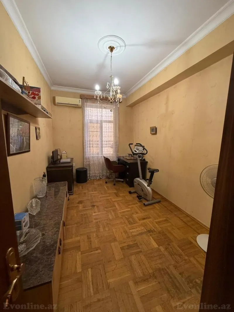 Satılır 4 otaqlı Mənzil Yeni tikili 141 m² İçərişəhər m. - şəkil 10