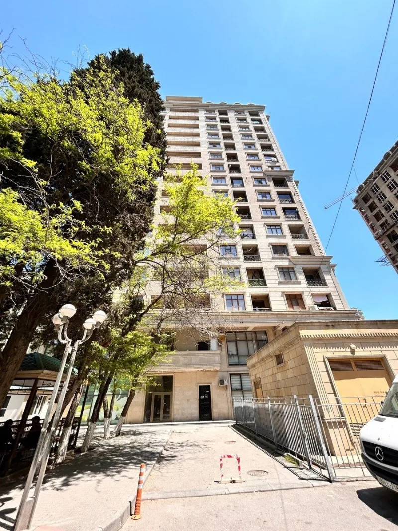 Satılır 3 otaqlı Mənzil Yeni tikili 172 m² Nəriman Nərimanov m.