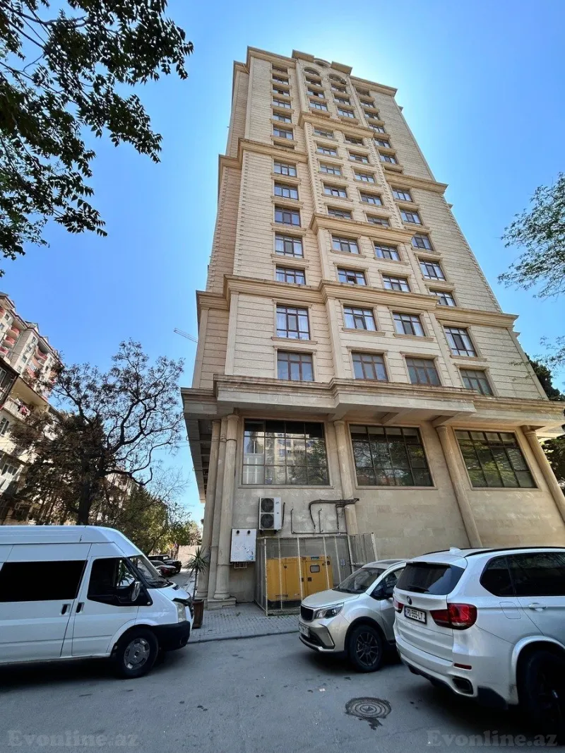 Satılır 3 otaqlı Mənzil Yeni tikili 172 m² Nəriman Nərimanov m. - şəkil 2