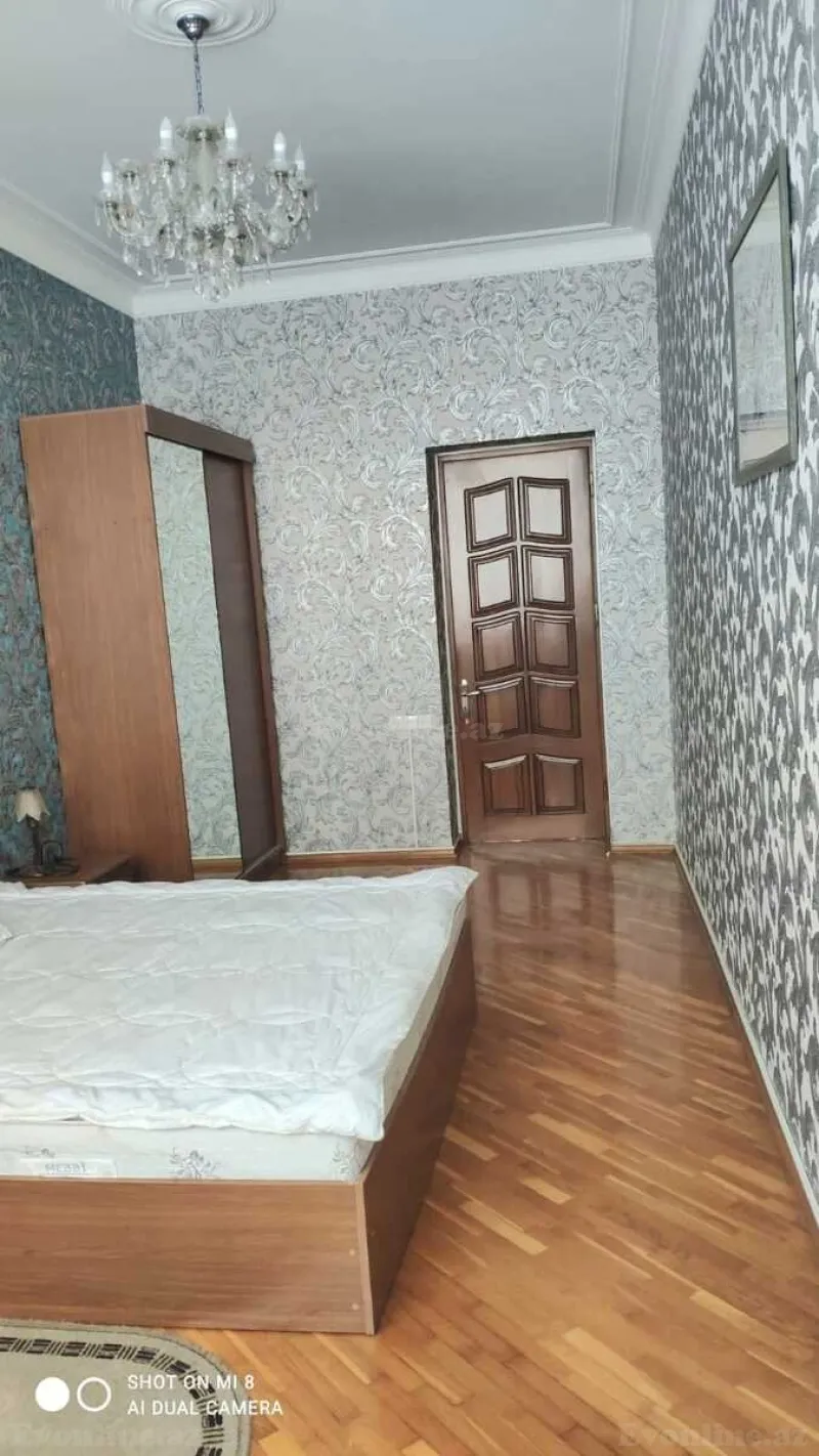 Kirayə verilir 4 otaqlı Mənzil Köhnə tikili 110 m² Sahil m. - şəkil 8